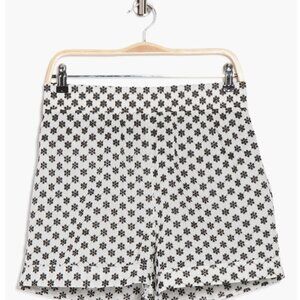 NWT Bobeau Daisy Print Pull-On Shorts (Size M)